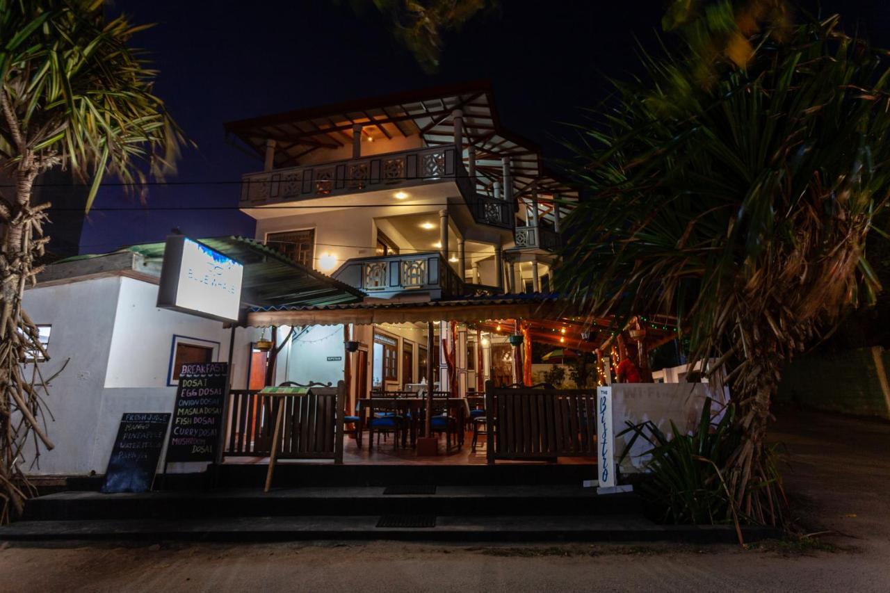Bluewhale Beach Hotel Tangalle Dış mekan fotoğraf
